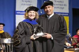 Kash Kapadia recieved UNH award